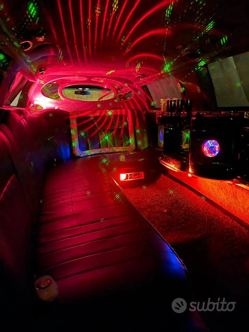 Lincoln Town Car 1999 photo 2