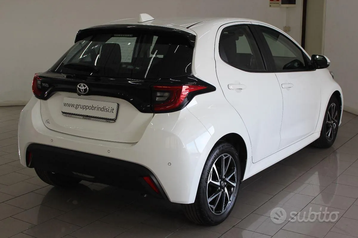 Toyota Yaris 2022 photo 4