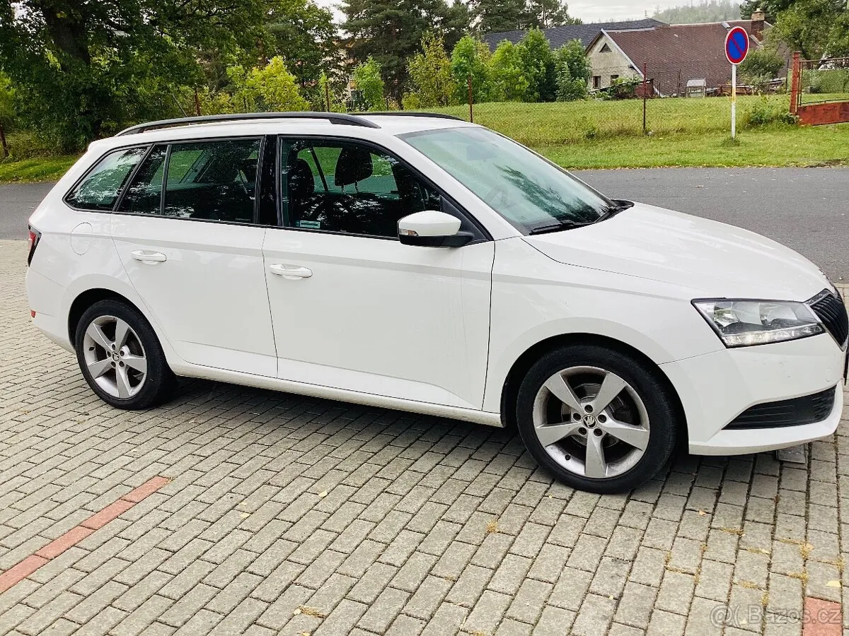 Skoda Fabia 2021 photo 5