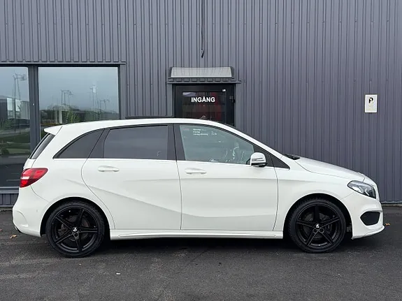 Mercedes-Benz B200 2015 photo 5