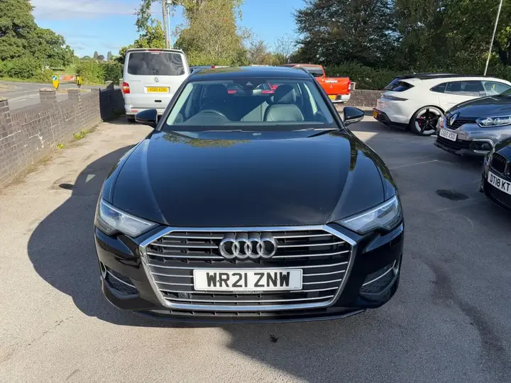 Audi A6 Avant 2021 photo 2