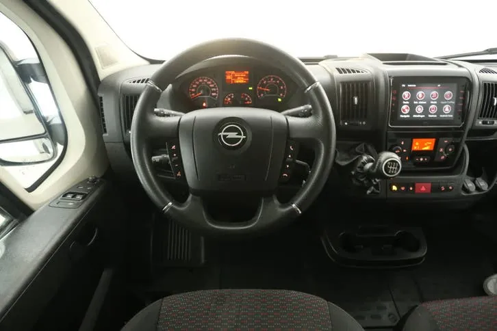 Opel Movano 2023 photo 2