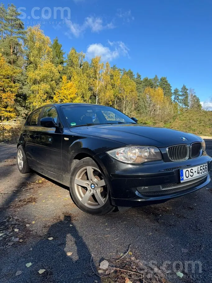 BMW 118 2010 photo 4