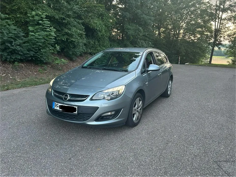 Opel Astra J