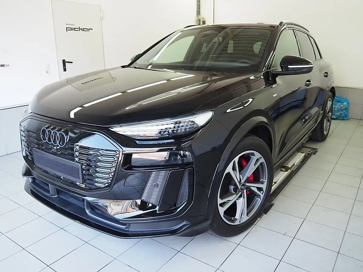 Audi Q6