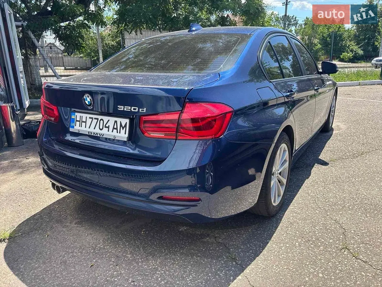 BMW 3 Series 2017 photo 5