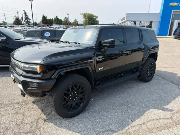 GMC Hummer Ev 2024 photo 2