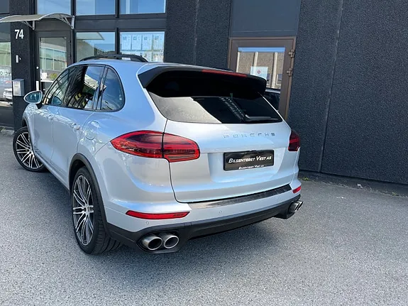 Porsche Cayenne S 2016 photo 3