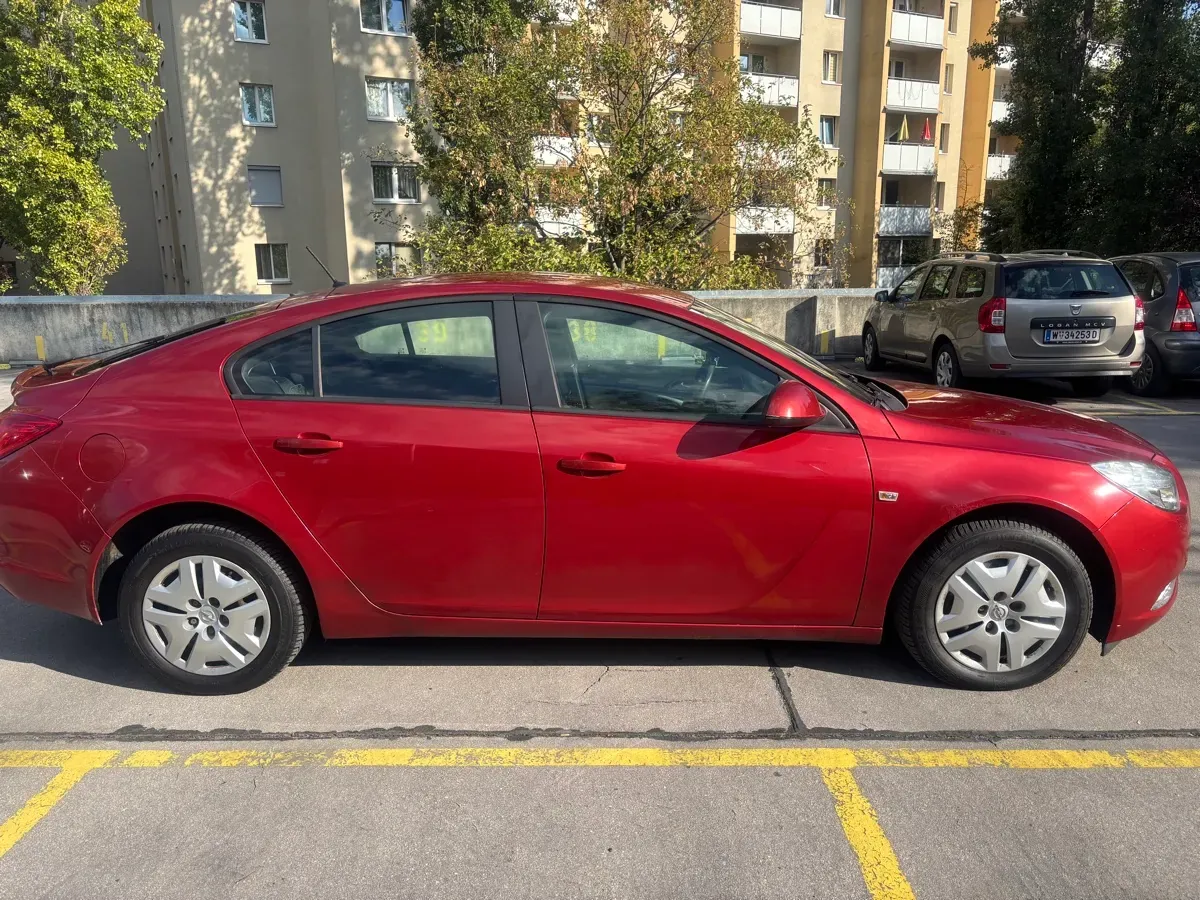 Opel Insignia 2010 photo 3