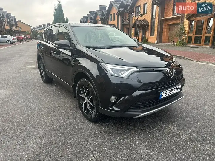 Toyota Rav4 2016 photo 5