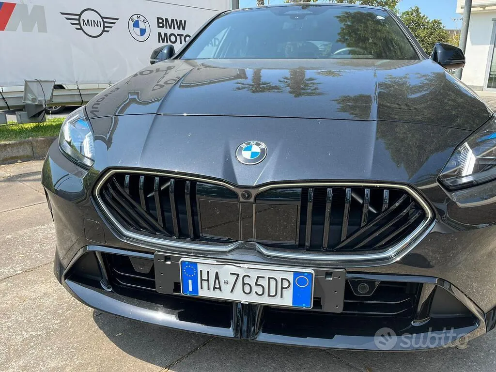 BMW 1 Series 2025 photo 2
