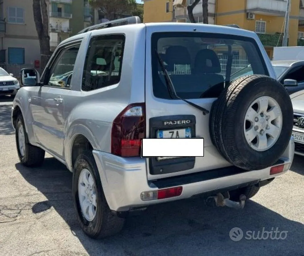 Mitsubishi Pajero 2003 photo 4