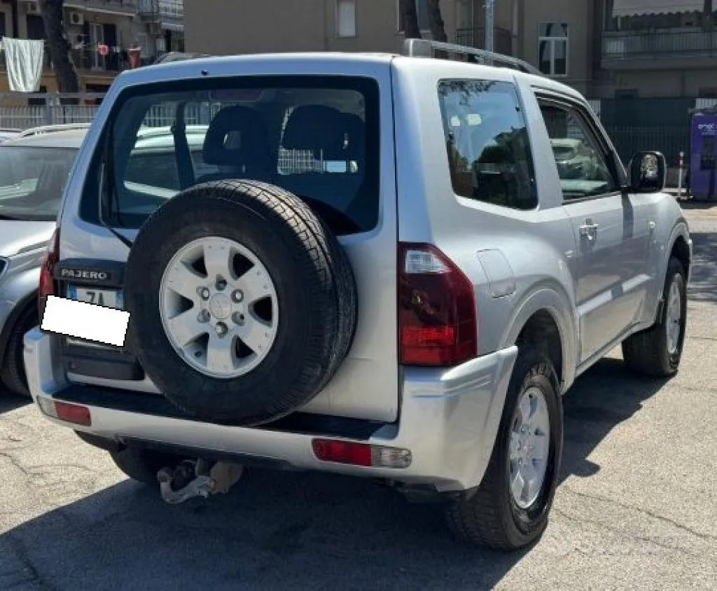Mitsubishi Pajero 2003 photo 5