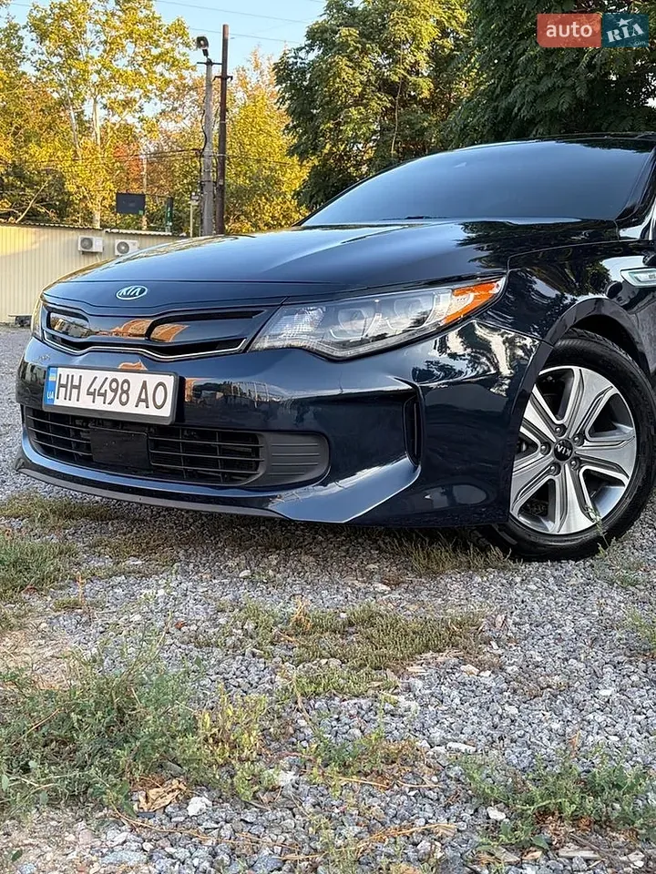 Kia Optima 2017 photo 2