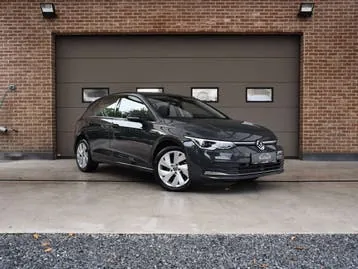 Volkswagen Golf 2024 photo 3