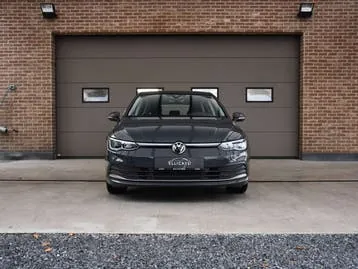 Volkswagen Golf 2024 photo 2