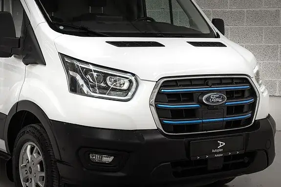 Ford Transit 2022 photo 3