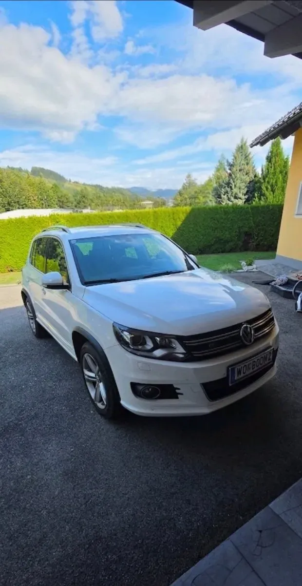 Volkswagen Tiguan 2012 photo 2