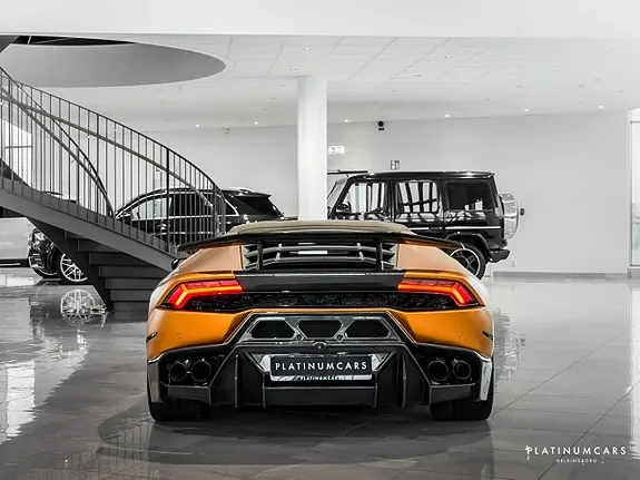 Lamborghini Huracan 2015 photo 4