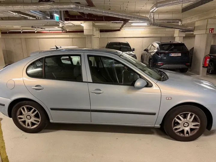 Seat Leon 2006 photo 3