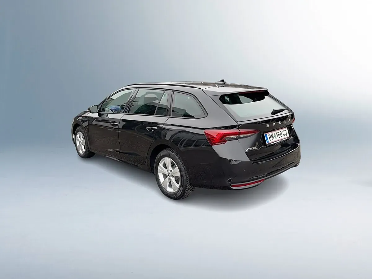 Skoda Octavia 2026 photo 3