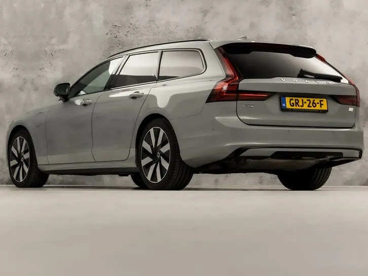 Volvo V90 2024 photo 3