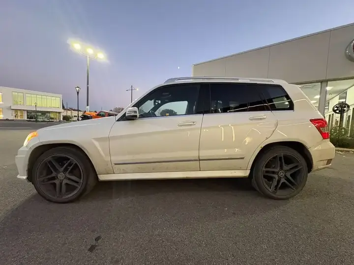 Mercedes-Benz Glk Class 2012 photo 4