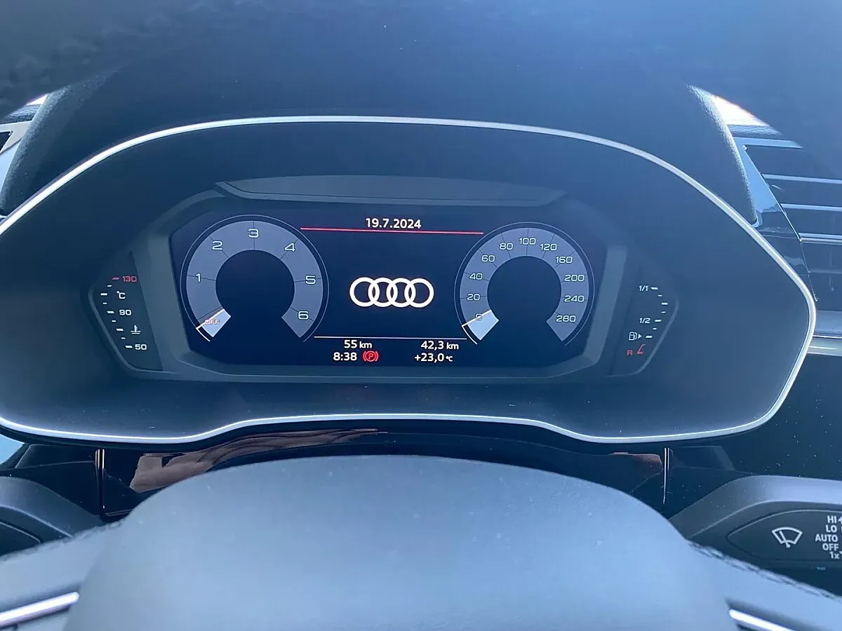 Audi Q3 2024 photo 3