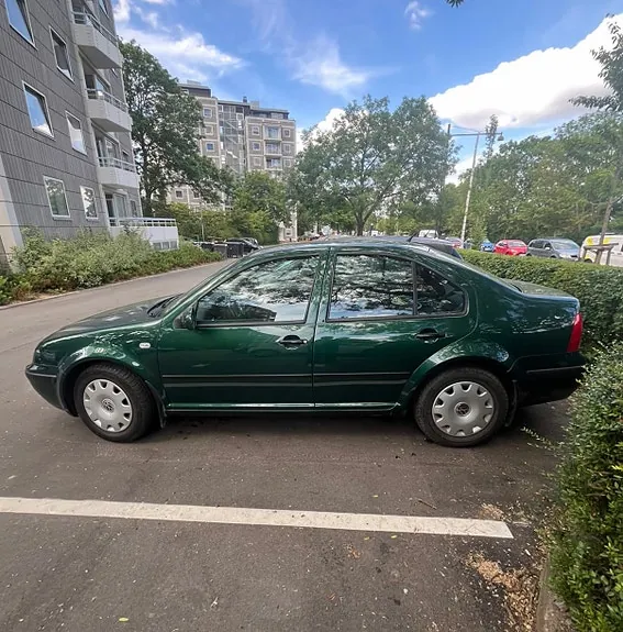 Volkswagen Bora 2001 photo 2