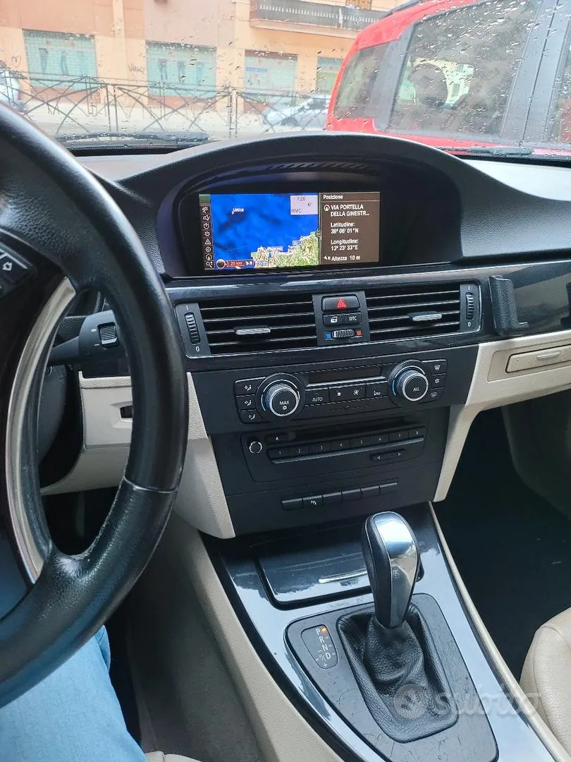 BMW 3 Series 2009 photo 4