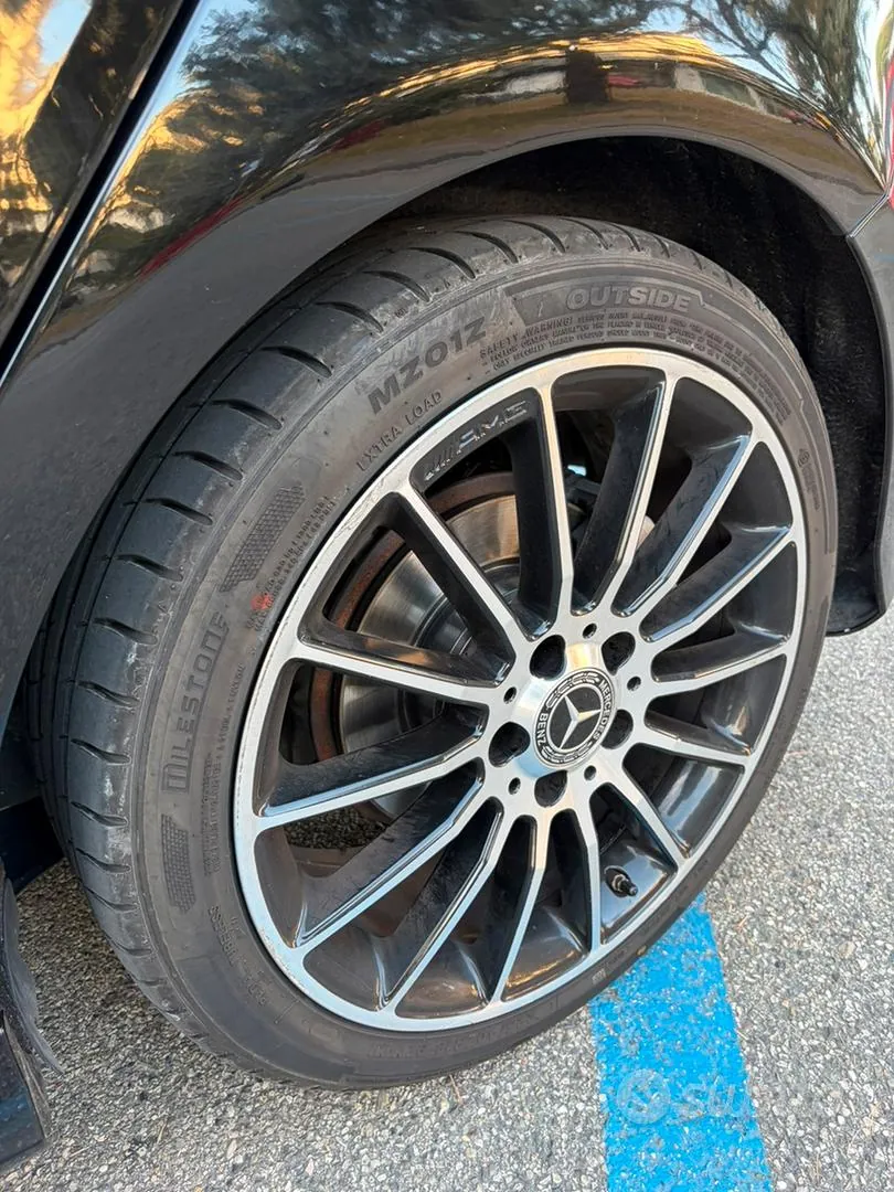 Mercedes-Benz A180 2016 photo 3