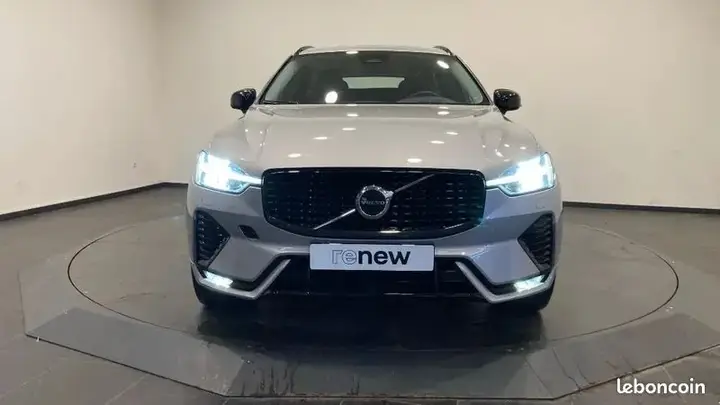 Volvo Xc60 2023 photo 2
