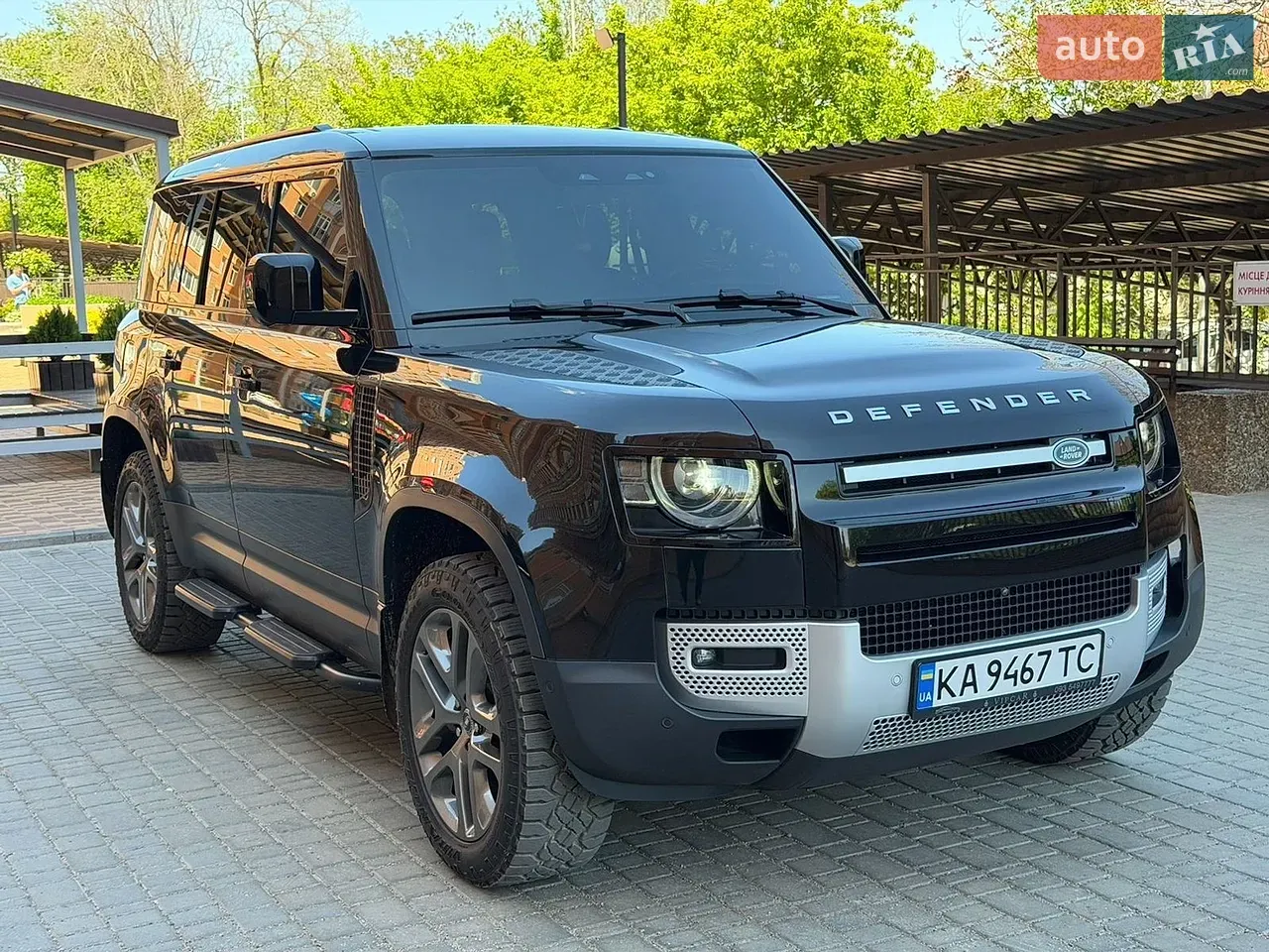 Land Rover Defender 2022 photo 4