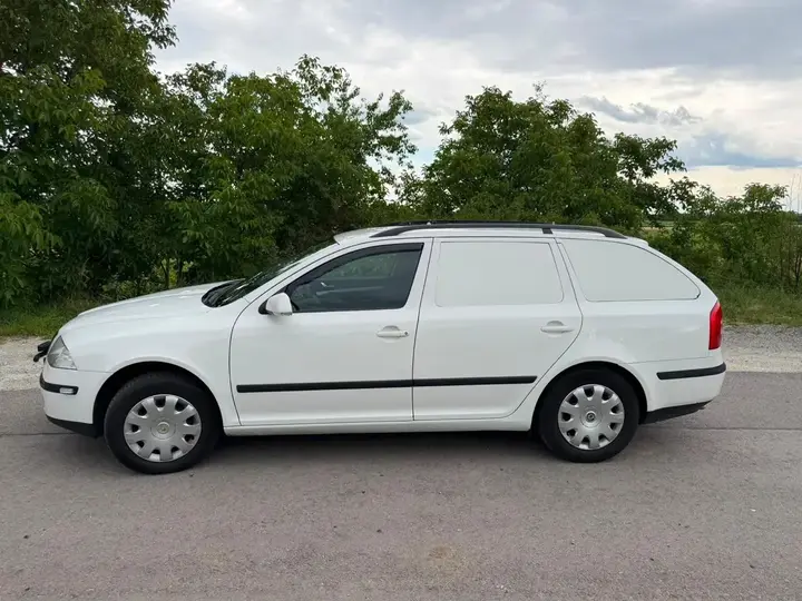 Skoda Octavia 2007 photo 3