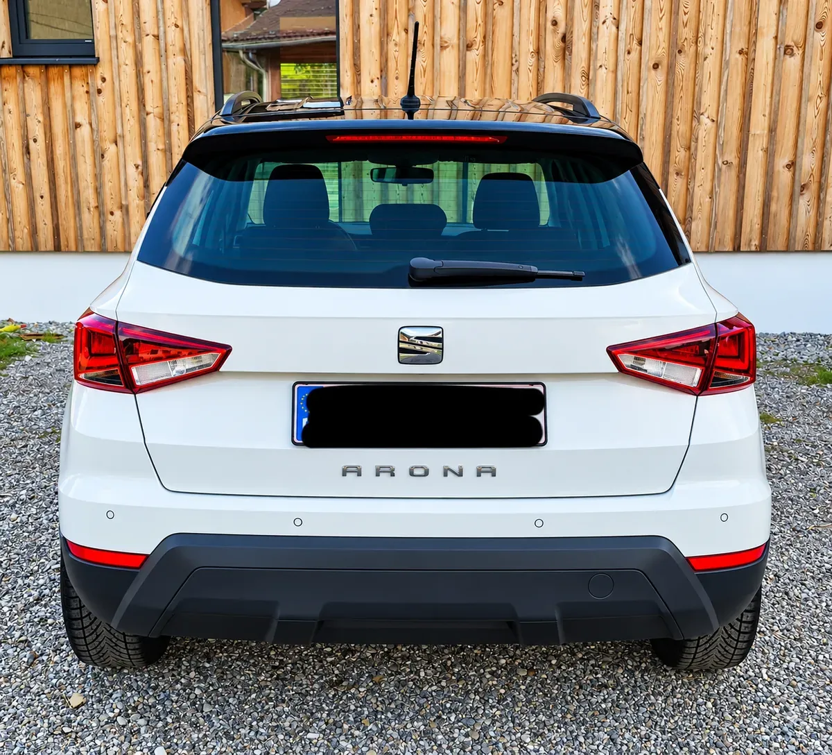 Seat Arona 2019 photo 2