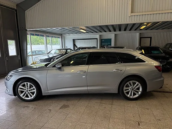 Audi A6 2022 photo 2