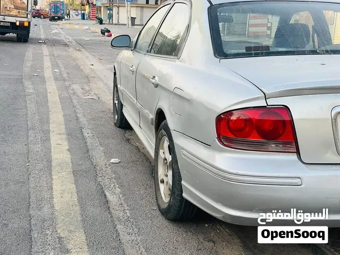 Hyundai Sonata 2002 photo 4