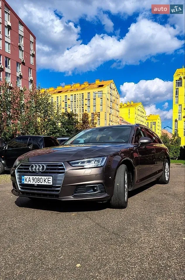 Audi A4 2018 photo 3
