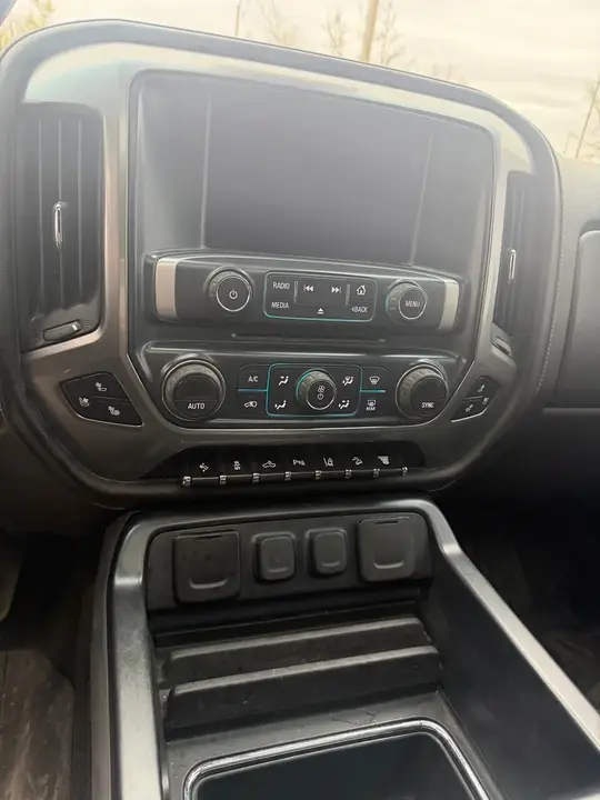Chevrolet Silverado 2500 2018 photo 4