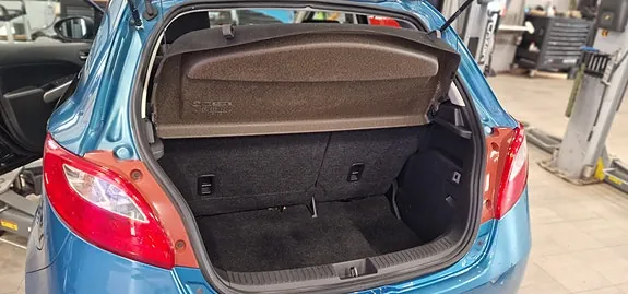 Mazda 2 2013 photo 5