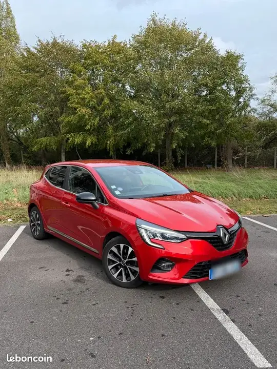 Renault Clio 2020 photo 2