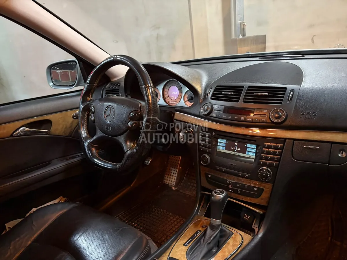 Mercedes-Benz E 200 2007 photo 5