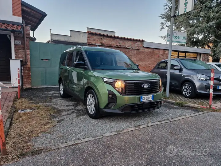 Ford Tourneo Courier 2025 photo 3