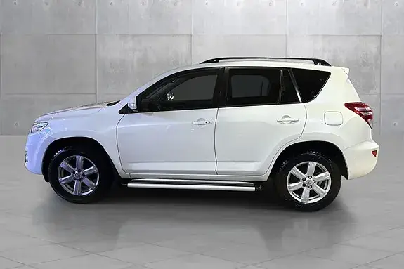 Toyota Rav4 2011 photo 2