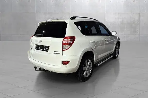 Toyota Rav4 2011 photo 5