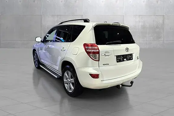 Toyota Rav4 2011 photo 3