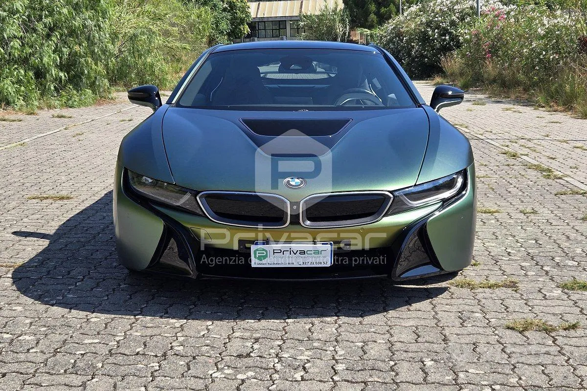 BMW I8 2015 photo 2
