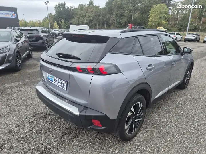 Peugeot 2008 2023 photo 5