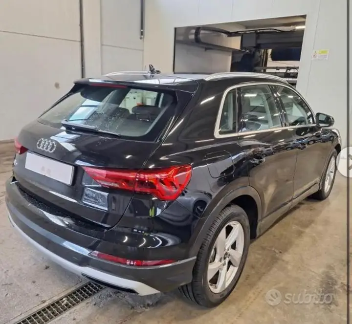 Audi Q3 2022 photo 2