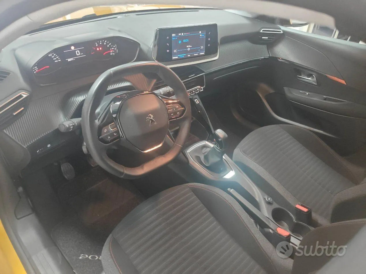 Peugeot 208 2023 photo 5